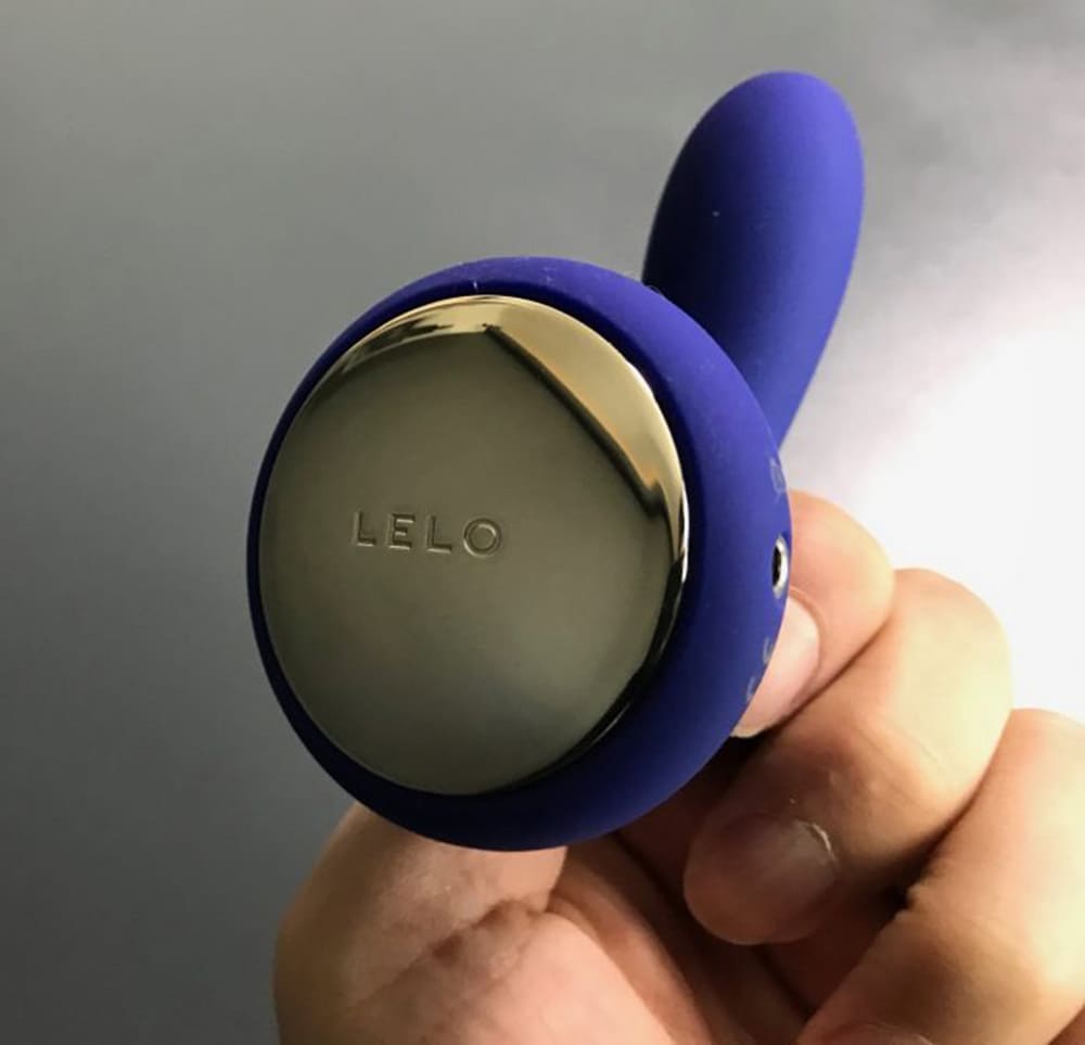 Lelo Tara máy mát xa âm đạo cao cấp siêu rung ngoáy Lelo Tara máy mát xa âm đạo cao cấp siêu rung ngoáy