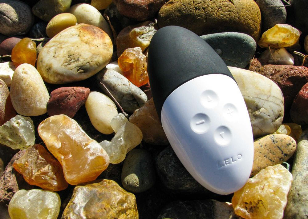 Lelo Siri 2 máy mát xa âm đạo cảm biến âm thanh Lelo Siri 2 máy mát xa âm đạo cảm biến âm thanh